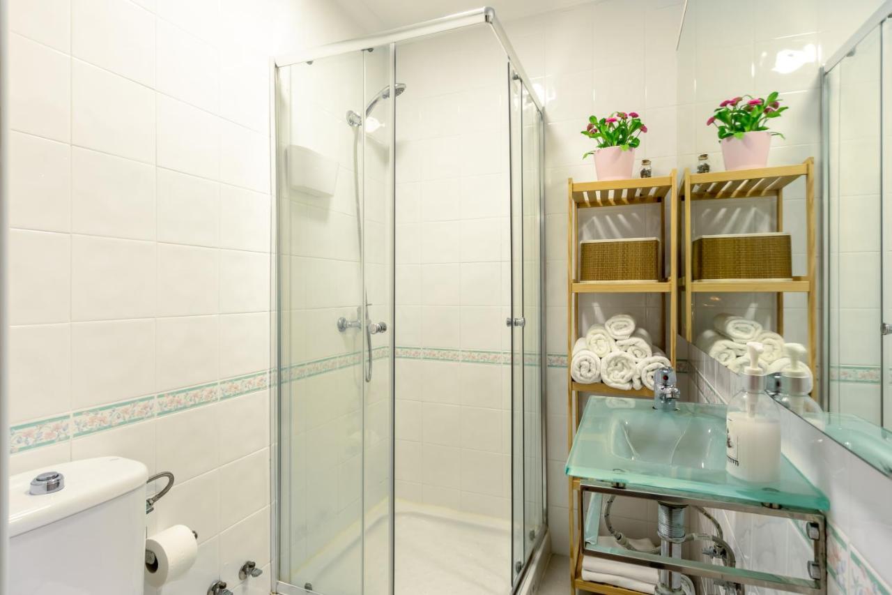 Teodosio 27 Apartment Sevilla Bagian luar foto